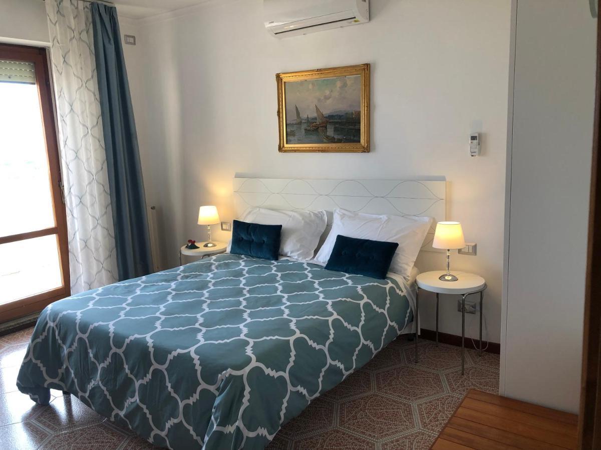 Apartment Casa Chiara Italia Terrace Centro Direzionale Naples